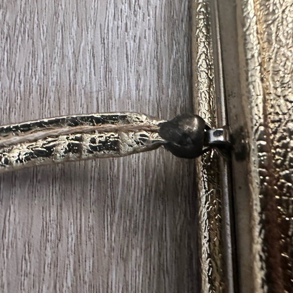 Vintage 60’s Metallic Elegant Gold Silver Clutch Top Handle Bag - Picture 7 of 9